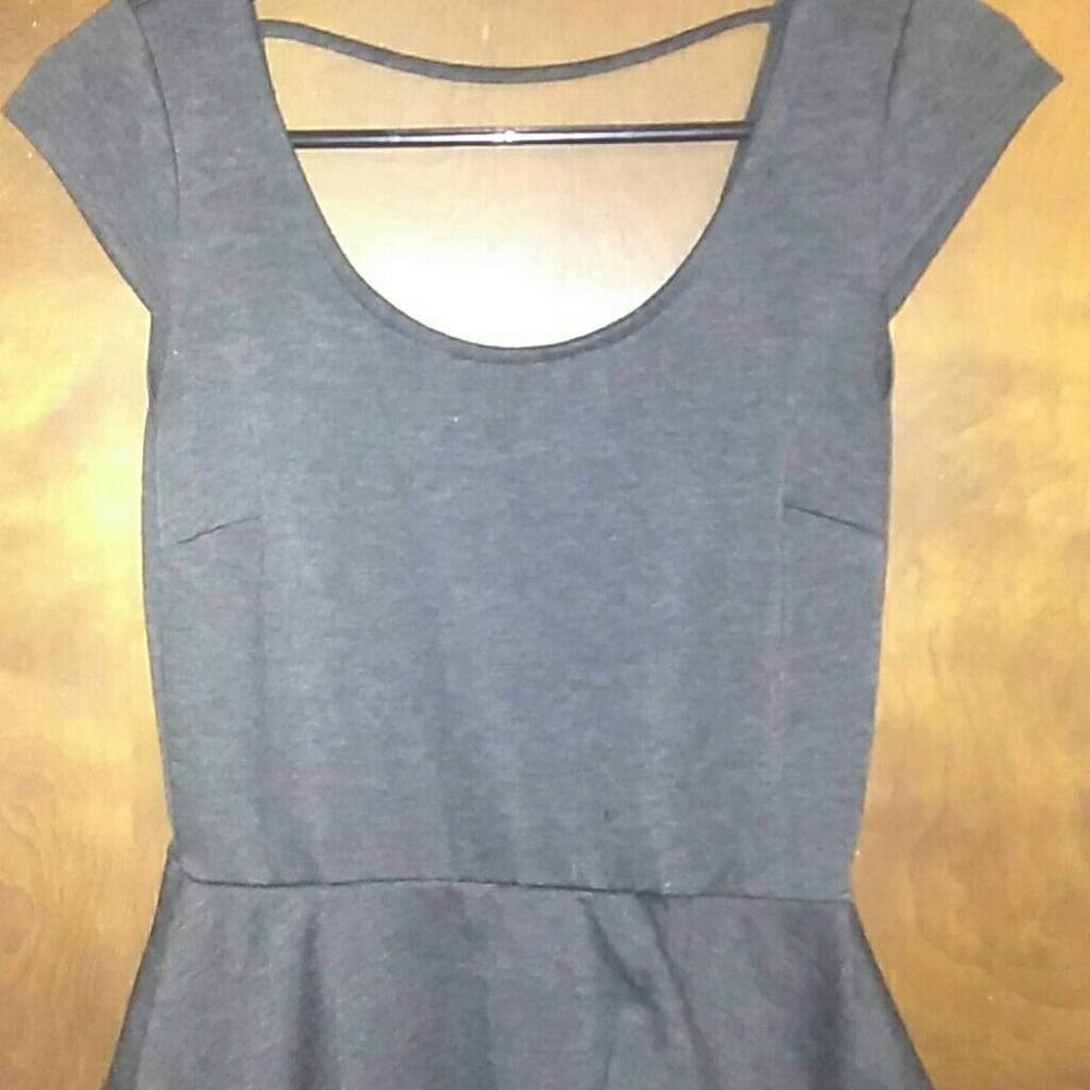 Dress - Picture 3 of 3